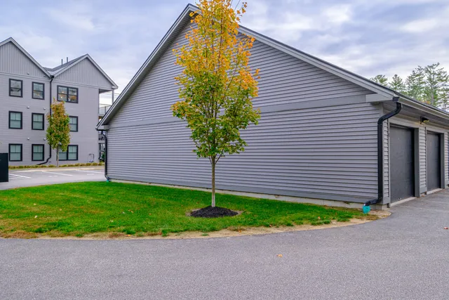 $430,000 | 156 Scarborough Downs Road, Unit 330, Scarborough, ME 04074
