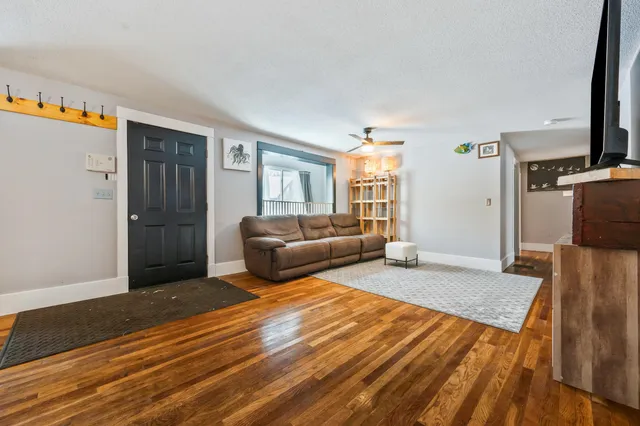 $449,900 | 8 Ross Farm Road, Albany, NH 03818