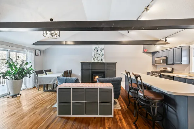 $449,900 | 8 Ross Farm Road, Albany, NH 03818