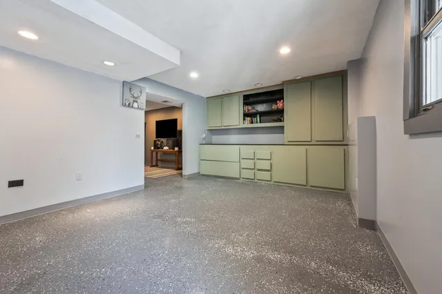 $449,900 | 8 Ross Farm Road, Albany, NH 03818