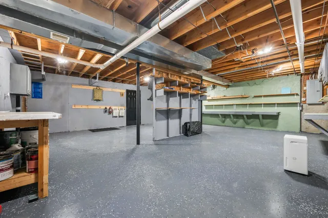 $449,900 | 8 Ross Farm Road, Albany, NH 03818