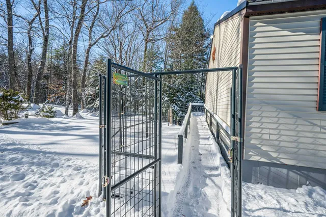 $449,900 | 8 Ross Farm Road, Albany, NH 03818