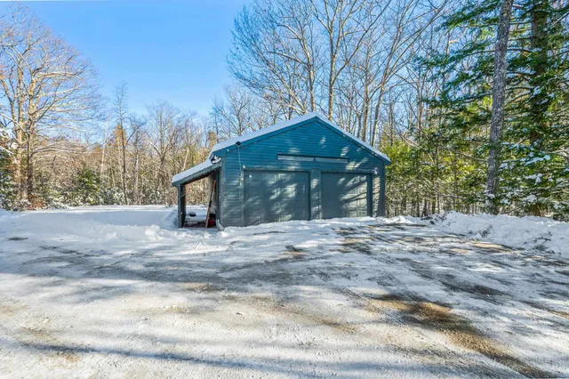 $449,900 | 8 Ross Farm Road, Albany, NH 03818