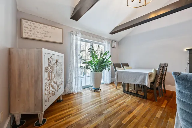 $449,900 | 8 Ross Farm Road, Albany, NH 03818