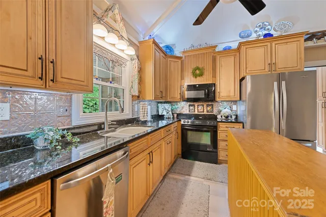 $725,000 | 31 Laurel Ridge Drive, Otto, NC 28763