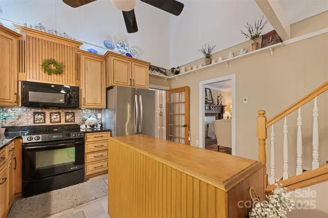 $725,000 | 31 Laurel Ridge Drive, Otto, NC 28763