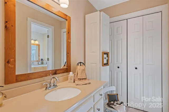 $725,000 | 31 Laurel Ridge Drive, Otto, NC 28763