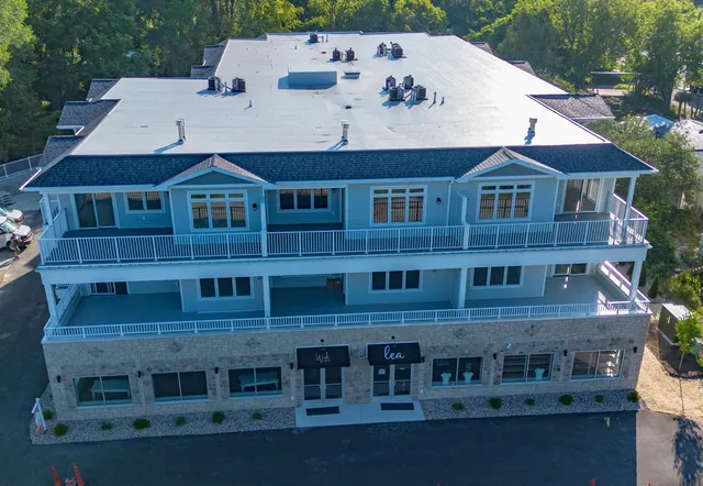 $549,900 | 7784 State Highway, Unit 302, Egg Harbor, WI 54209