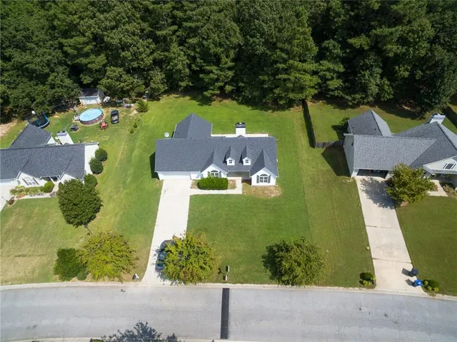 $1,850 | 350 Windermere Drive, Loganville, GA 30052