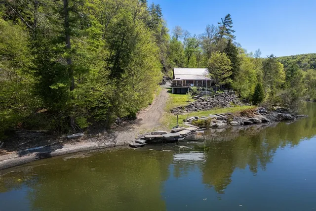$949,000 | 213 Singing Cedars Road, Orwell, VT 05760