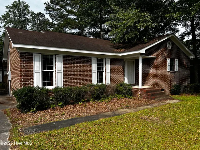 $220,000 | 2746 Pinewood Drive, Kinston, NC 28504