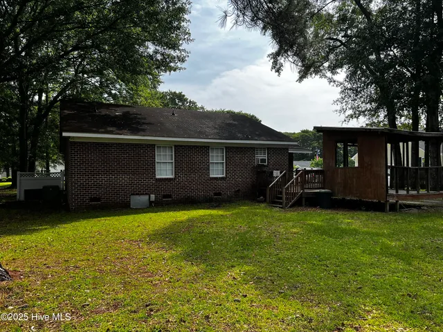 $220,000 | 2746 Pinewood Drive, Kinston, NC 28504