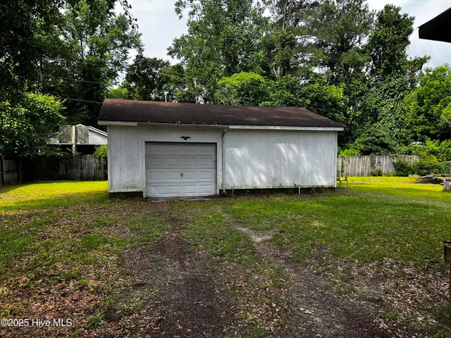 $220,000 | 2746 Pinewood Drive, Kinston, NC 28504