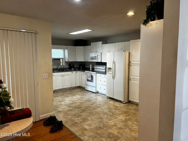 $220,000 | 2746 Pinewood Drive, Kinston, NC 28504