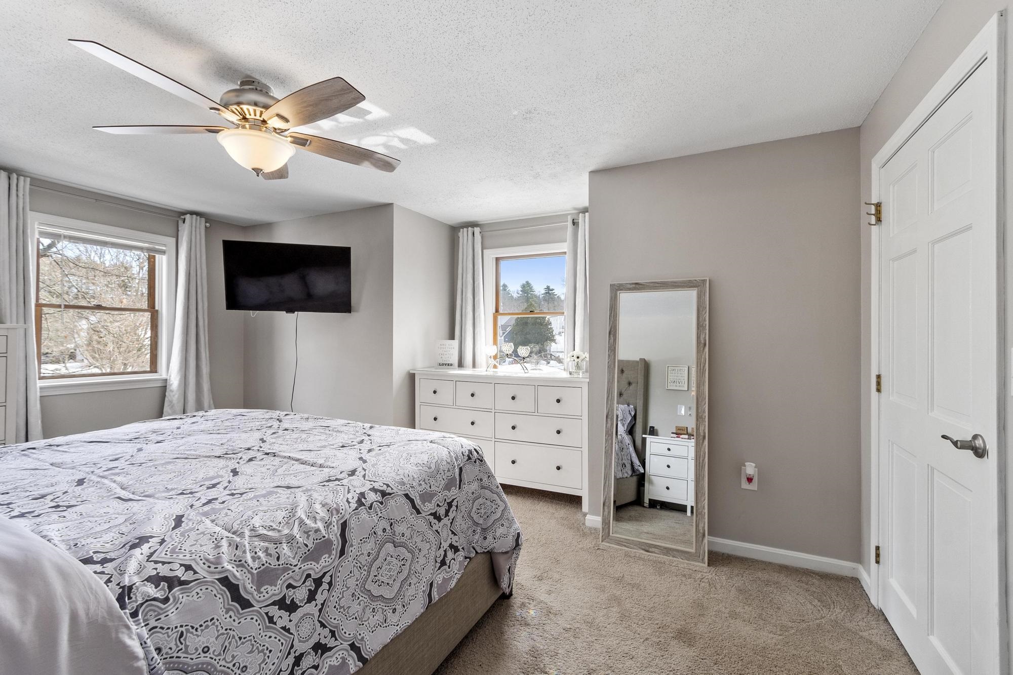 12 R Brian Avenue, Unit R Derry, NH 03038 - Photo 17 of 31