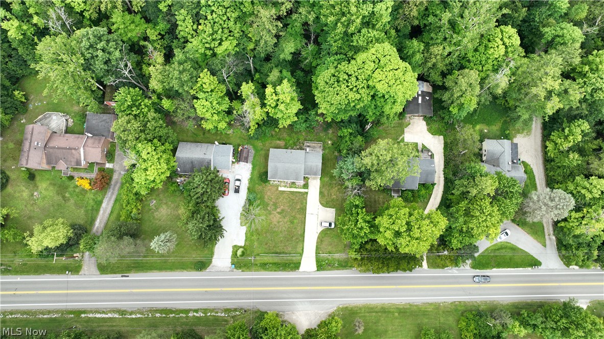 9859 Chardon Road Chardon, OH 44024 - Photo 21 of 22 Gallery Image 21