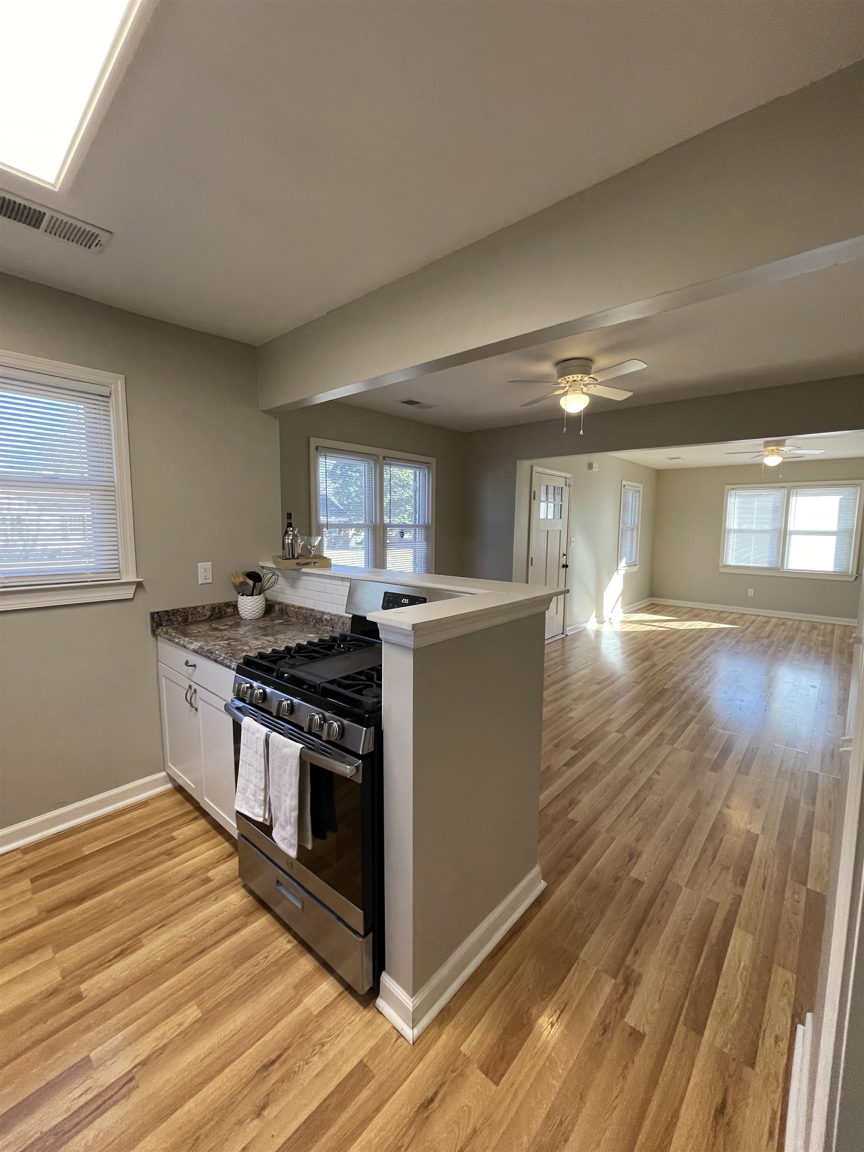 673 Berry Road Memphis, TN 38117 - Photo 15 of 29 Gallery Image 15