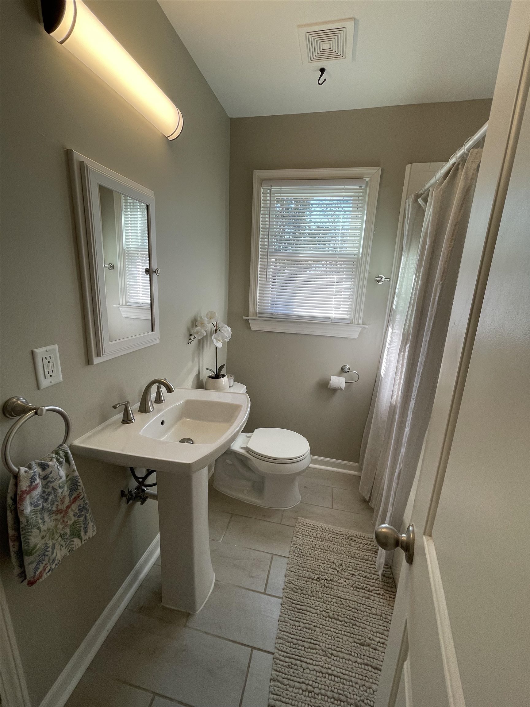 673 Berry Road Memphis, TN 38117 - Photo 20 of 29 Gallery Image 20