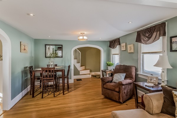 228 Sconticut Neck Road Fairhaven, MA 02719 - Photo 4 of 11 Gallery Image 4