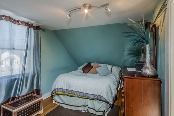 228 Sconticut Neck Road Fairhaven, MA 02719 - Photo 8 of 11 Gallery Image 8