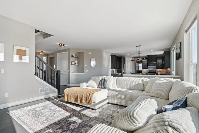 $550,000 | 1205 Crosswinds Way, Waconia, MN 55387