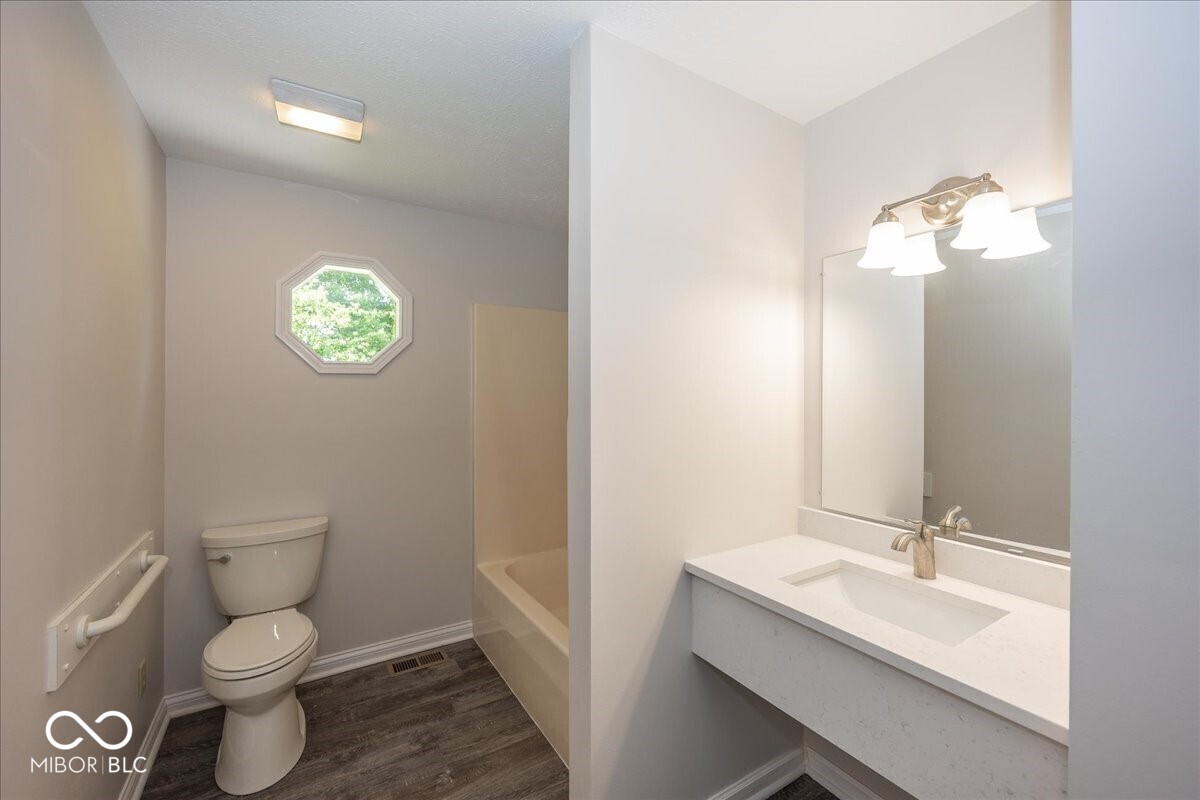 406 Mount Street Greenfield, IN 46140 - Photo 16 of 24