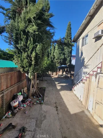 $1,050,000 | 1757 South New England Street, Los Angeles, CA 90006