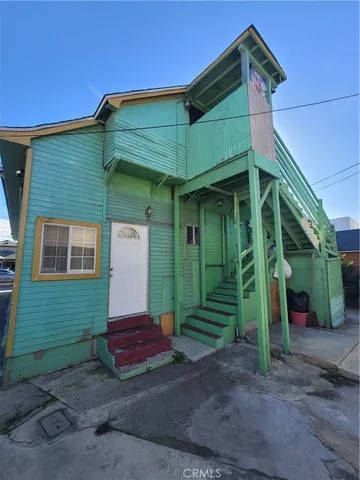 $1,050,000 | 1757 South New England Street, Los Angeles, CA 90006