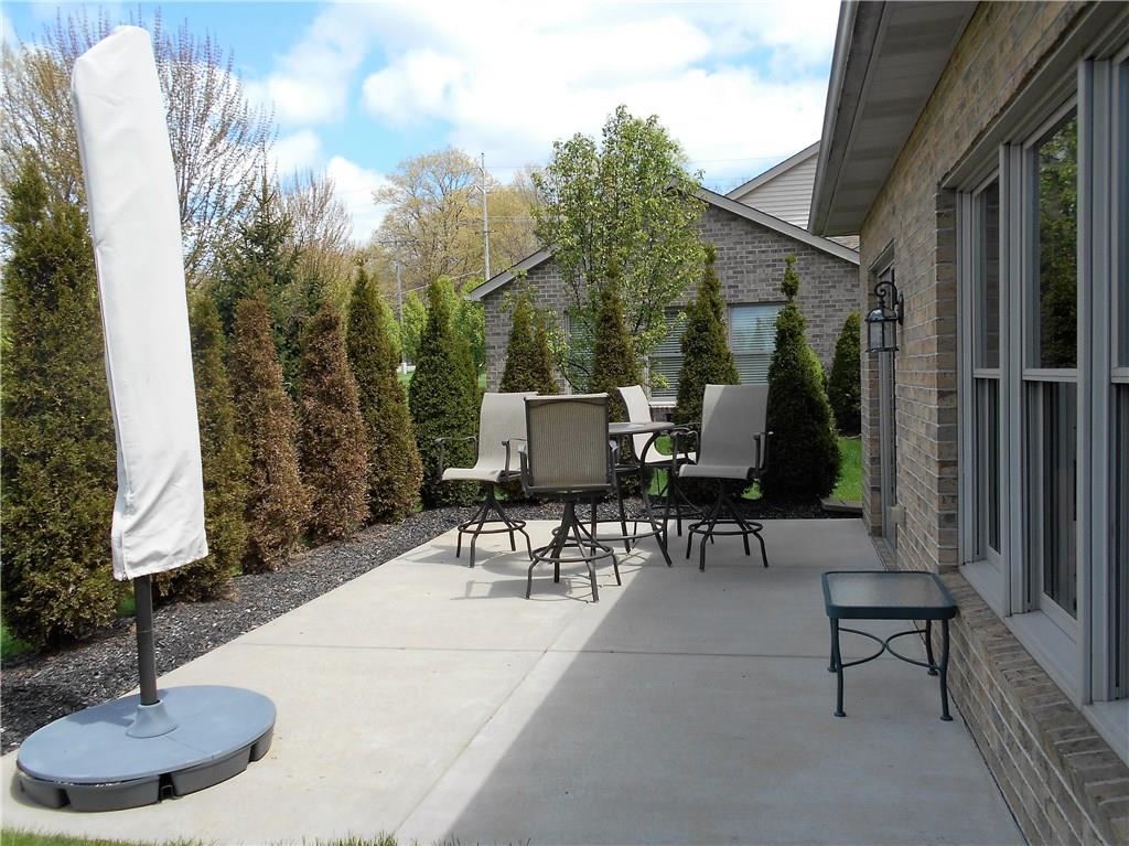 206 Abbey Road New Castle, PA 16105 - Photo 2 of 19