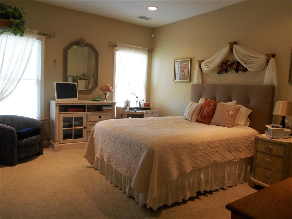 206 Abbey Road New Castle, PA 16105 - Photo 11 of 19