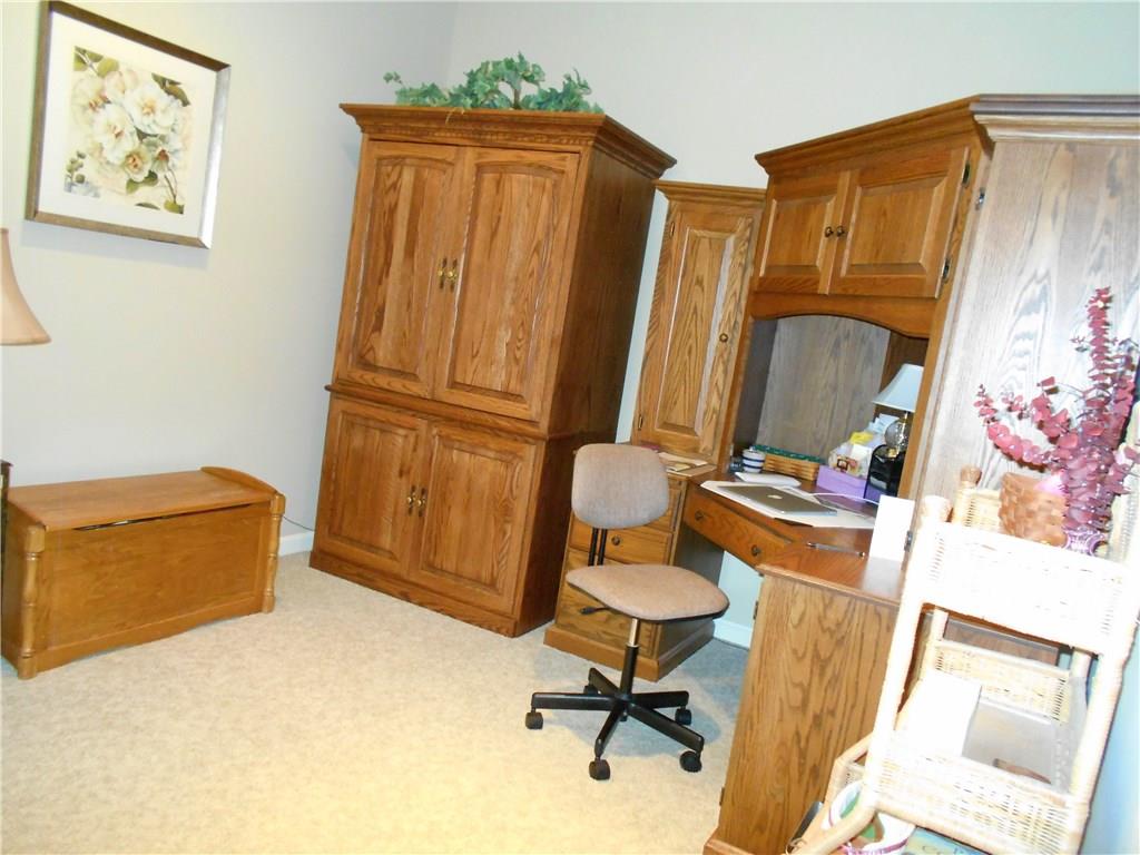 206 Abbey Road New Castle, PA 16105 - Photo 12 of 19