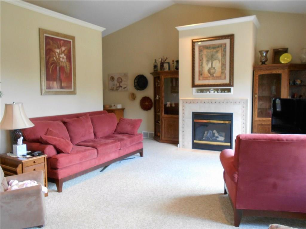 206 Abbey Road New Castle, PA 16105 - Photo 5 of 19