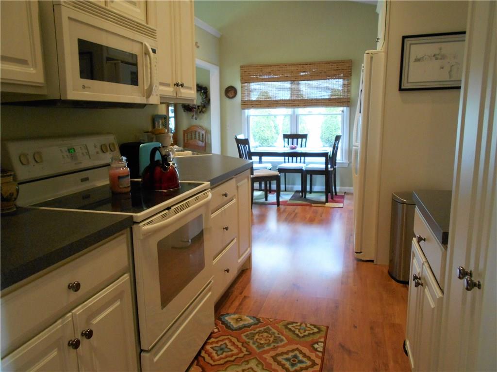 206 Abbey Road New Castle, PA 16105 - Photo 9 of 19