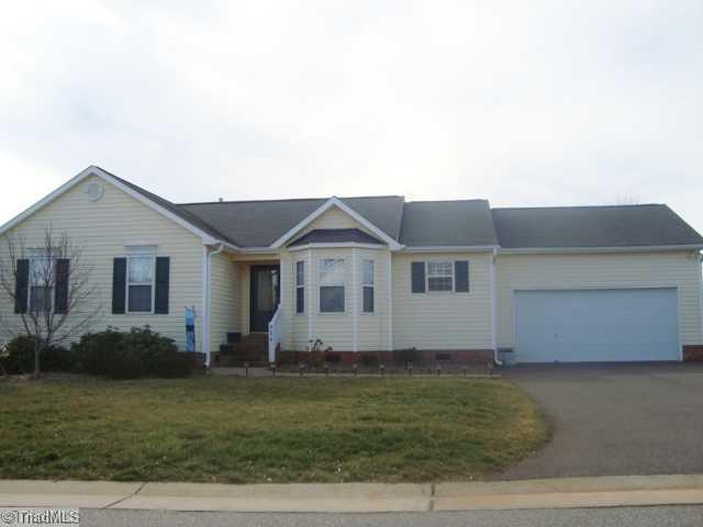 620 Hunters Knoll Road Winston-Salem, NC 27106 - Photo 1 of 16 Exterior Front.