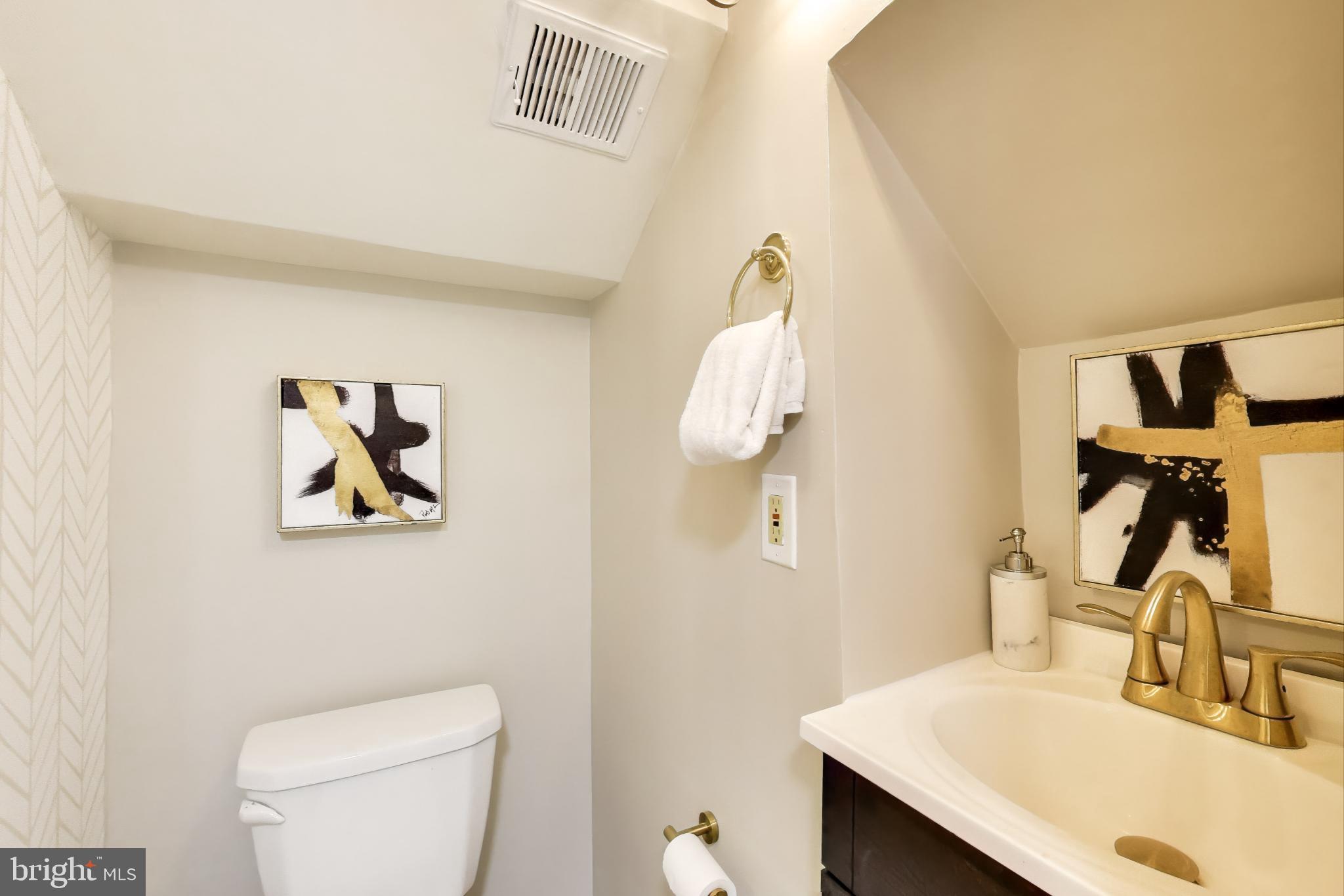 1238 Linden Place Northeast Washington, DC 20002 - Photo 19 of 37