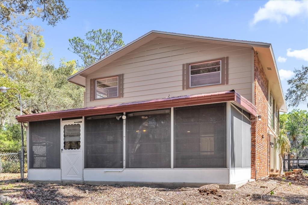 1610 Glenwood Road DeLand, FL 32720 - Photo 29 of 35 a front view of a house
