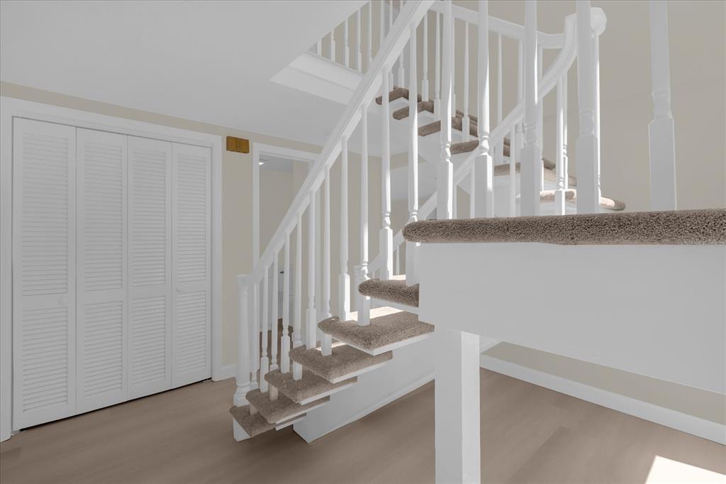 1610 Glenwood Road DeLand, FL 32720 - Photo 3 of 35 a view of entryway with wooden floor