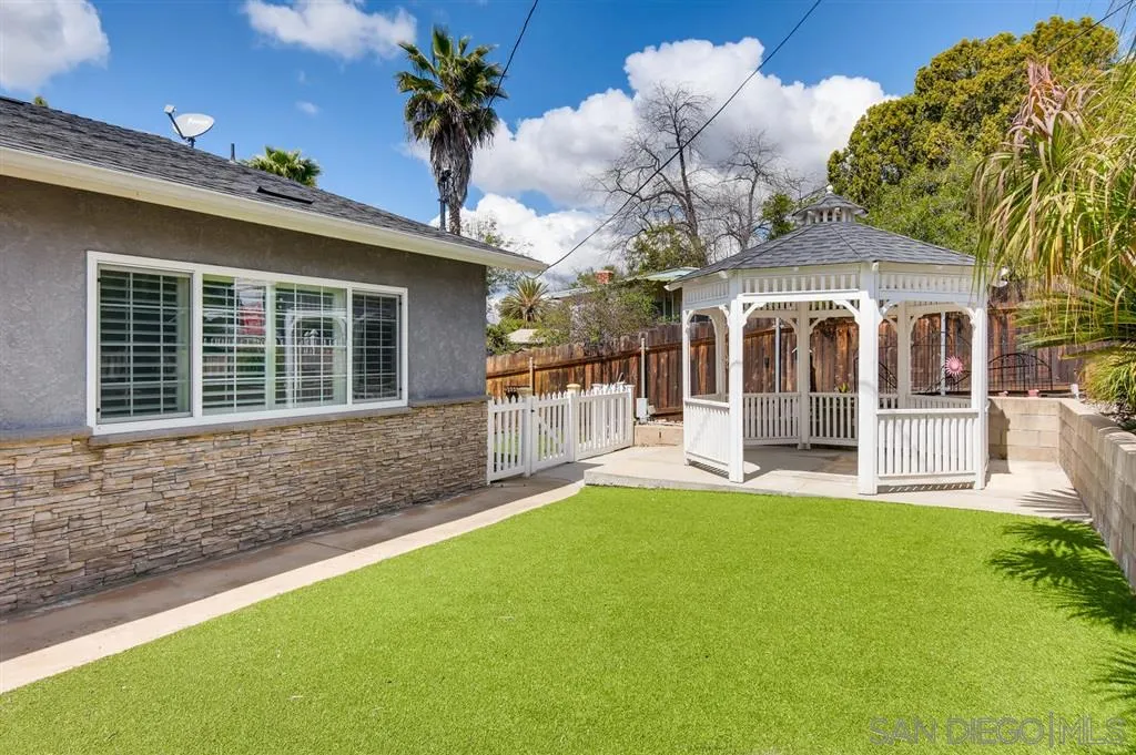 8458 Pueblo Road Lakeside, CA 92040 - Photo 4 of 25 Gallery Image 4