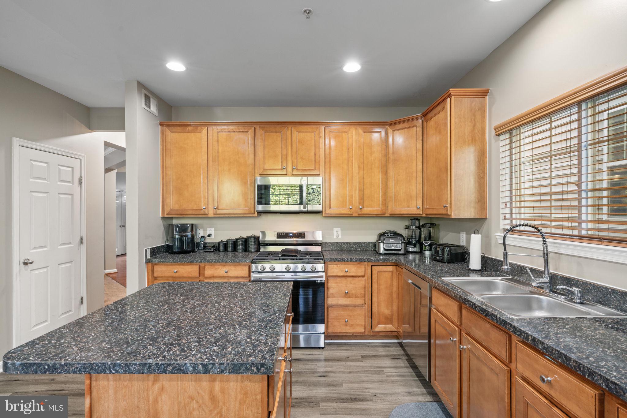 3368 Eagle Ridge Drive Woodbridge, VA 22191 - Photo 14 of 50