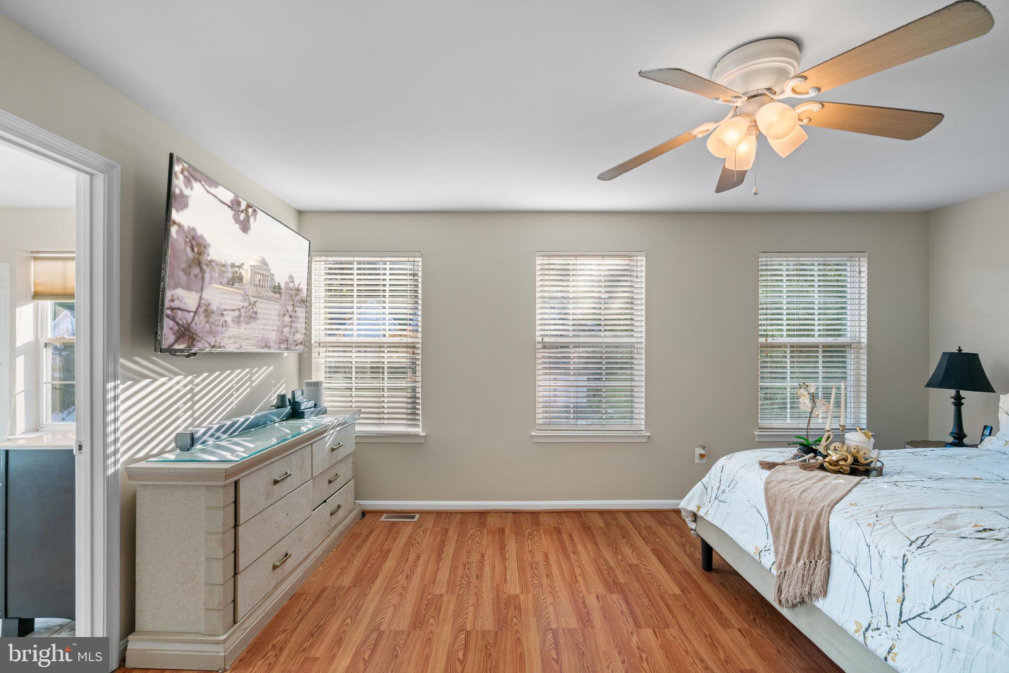 3368 Eagle Ridge Drive Woodbridge, VA 22191 - Photo 16 of 50 Master bedroom