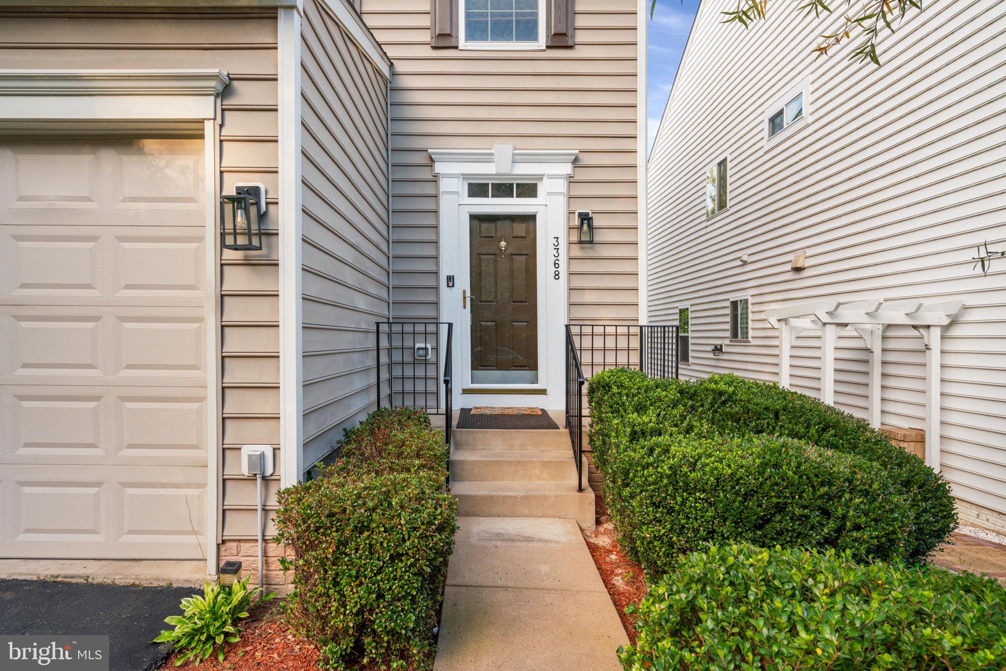 3368 Eagle Ridge Drive Woodbridge, VA 22191 - Photo 3 of 50