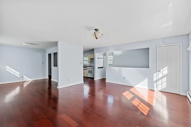 $4,450 | 407 Manila Avenue, Unit 2, Jersey City, NJ 07302