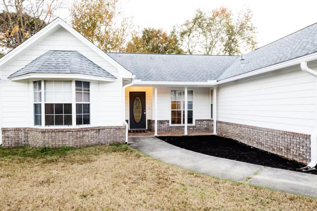 $334,900 | 339 Michael Circle, Mary Esther, FL 32569