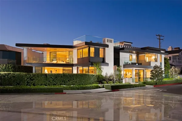 $39,995,000 | 2928 Ocean, Corona del Mar, CA 92625