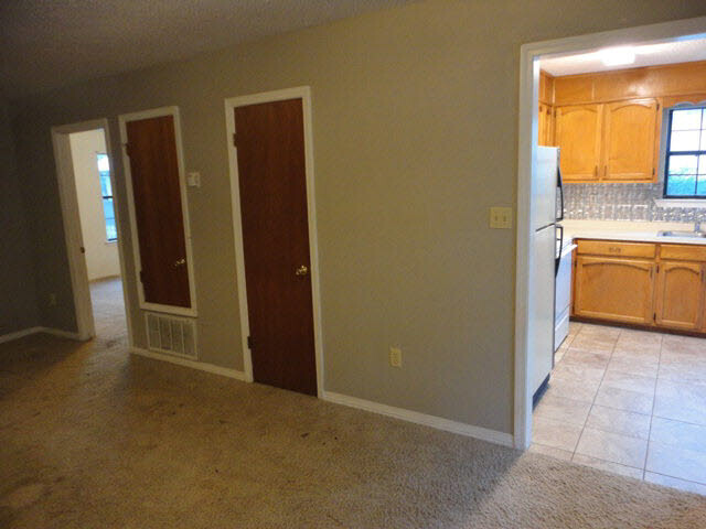 805 Bon Secour Avenue Fairhope, AL 36532 - Photo 6 of 14 Living Room