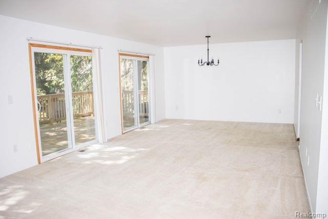 35971 Fredericksburg Road Farmington Hills, MI 48331 - Photo 26 of 32