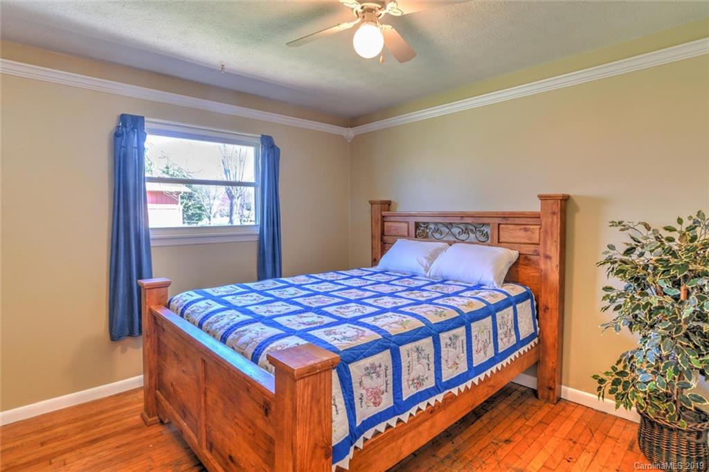 235 Asbury Road Candler, NC 28715 - Photo 14 of 37 Gallery Image 14