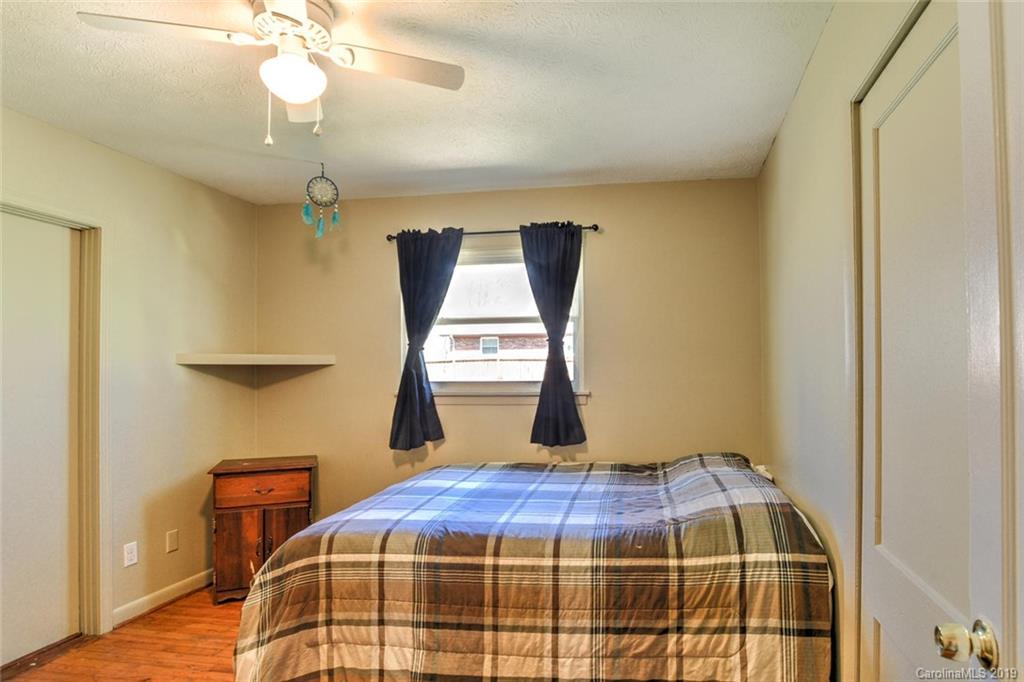 235 Asbury Road Candler, NC 28715 - Photo 16 of 37 Gallery Image 16