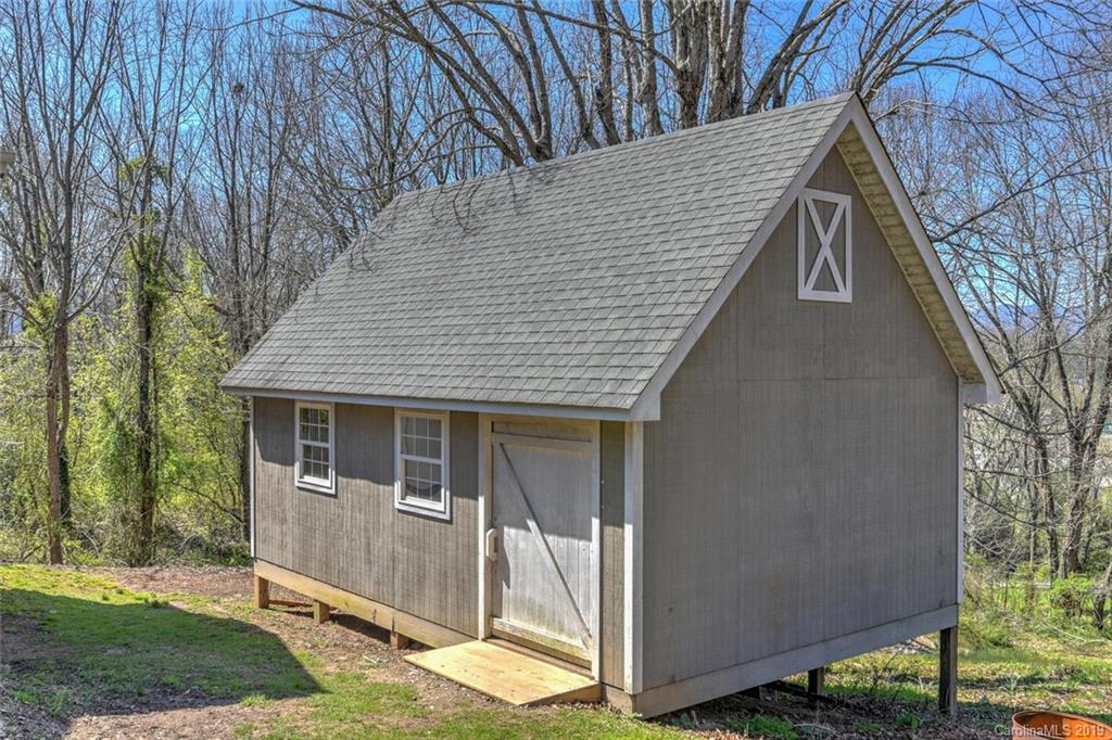 235 Asbury Road Candler, NC 28715 - Photo 24 of 37 Gallery Image 24