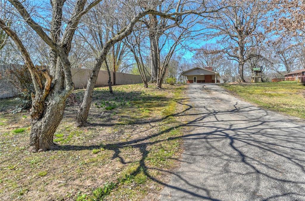 235 Asbury Road Candler, NC 28715 - Photo 26 of 37 Gallery Image 26